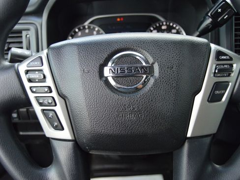 Used 2021 Nissan Titan S w/ S Utility Package RWD image 13