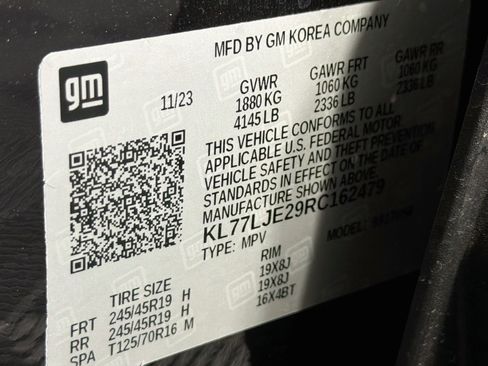 Used 2024 Chevrolet Trax RS w/ Sunroof Package FWD image 12