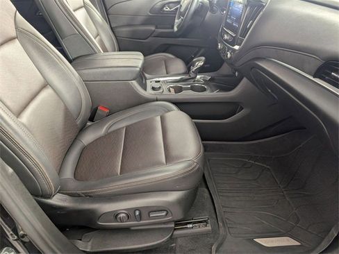 Certified 2023 Chevrolet Traverse High Country w/ LPO, Floor Liner Package image 35