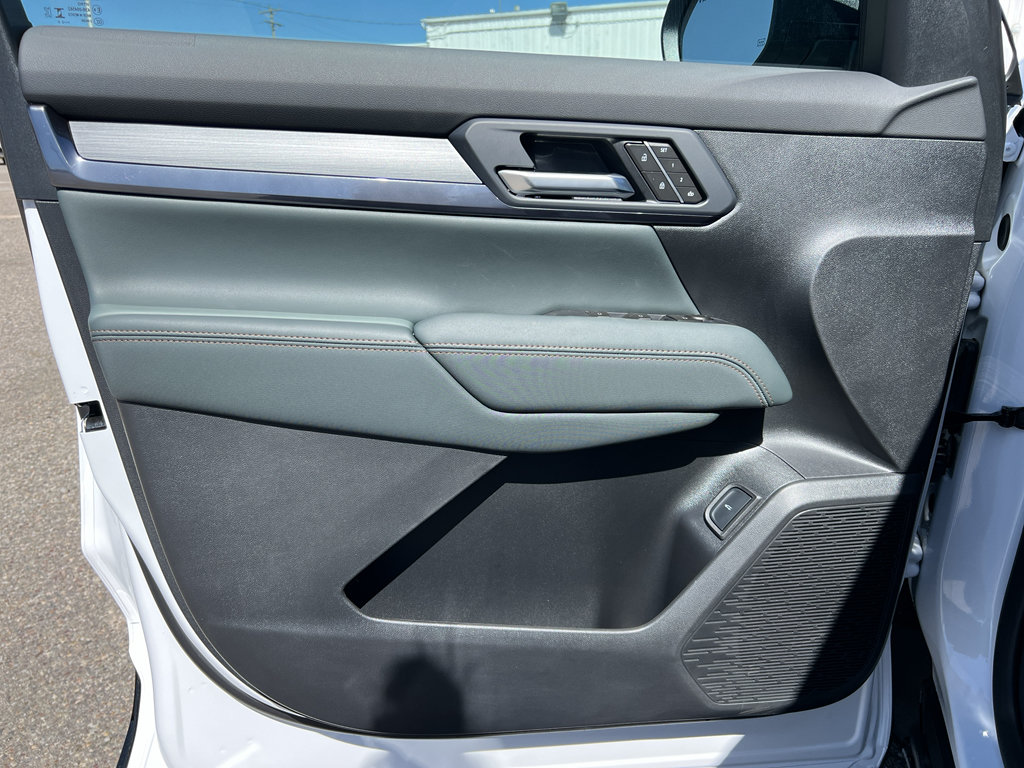 New 2026 GMC Terrain AT4 w/ Convenience Package III AWD/4WD image 18