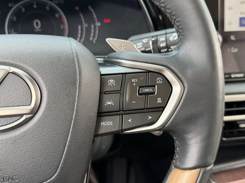 Used 2023 Lexus RX 350 Premium w/ Accessory Package AWD/4WD image 17