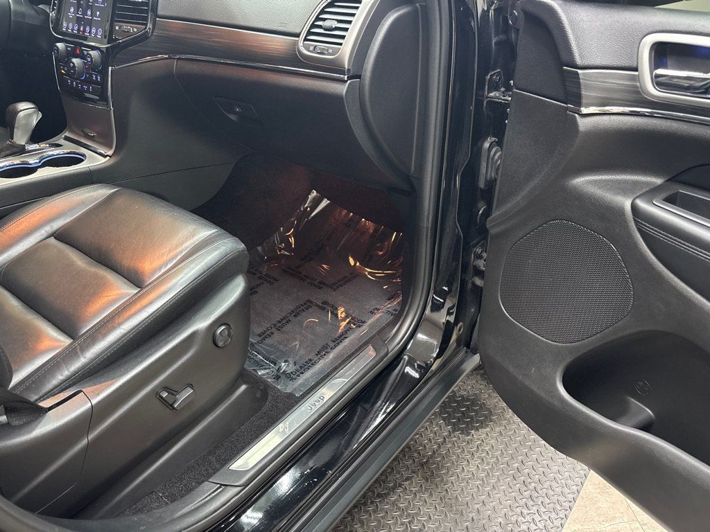 Used 2019 Jeep Grand Cherokee Limited RWD image 37