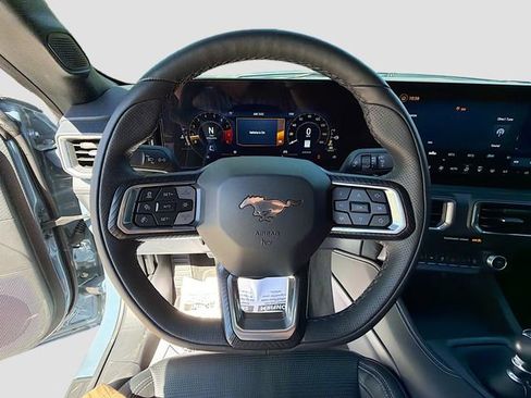 Used 2025 Ford Mustang GT Premium image 36