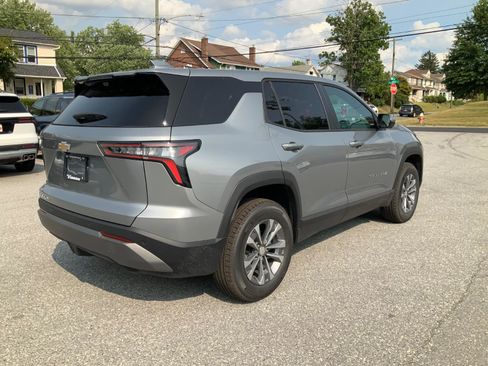 New 2026 Chevrolet Equinox LT w/ Convenience Package II image 7