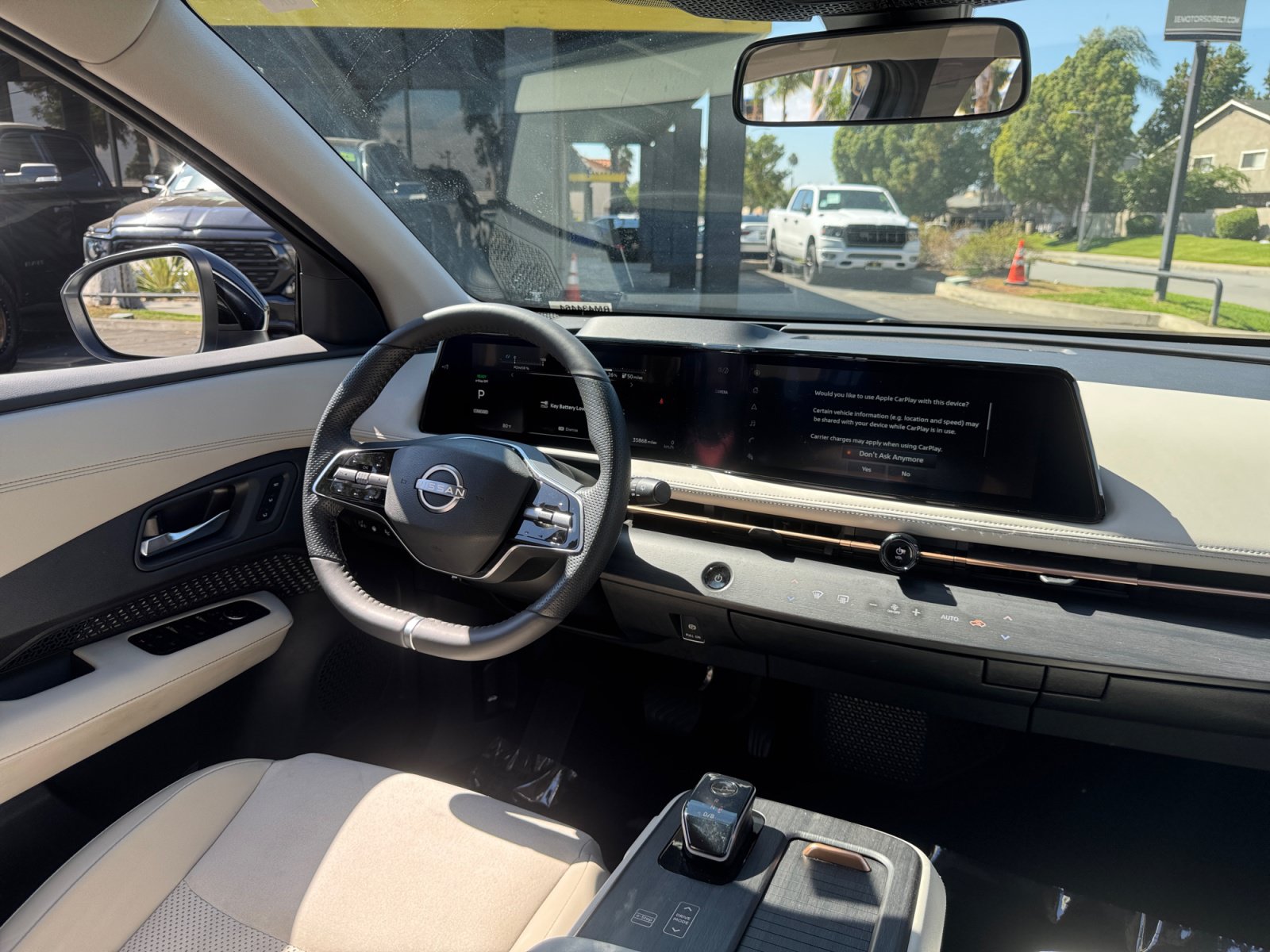 Used 2024 Nissan Ariya FWD image 21