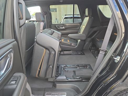 Used 2023 GMC Yukon AT4 w/ AT4 Premium Package AWD/4WD image 49