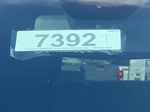 Used 2021 Chevrolet Tahoe RST w/ Luxury Package image 33