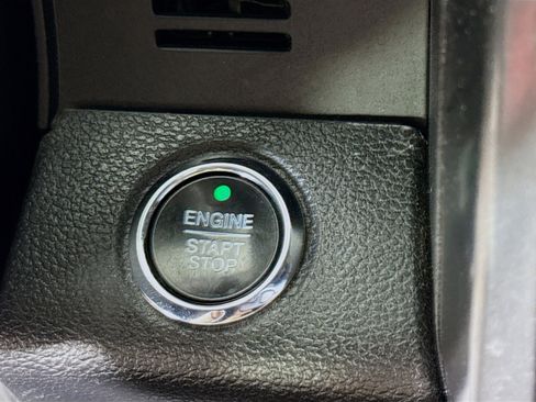 Used 2020 Ford F150 Lariat w/ Equipment Group 502A Luxury image 21