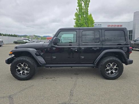 Used 2020 Jeep Wrangler Unlimited Rubicon w/ Uconnect 4C Nav & Sound Group AWD/4WD image 2