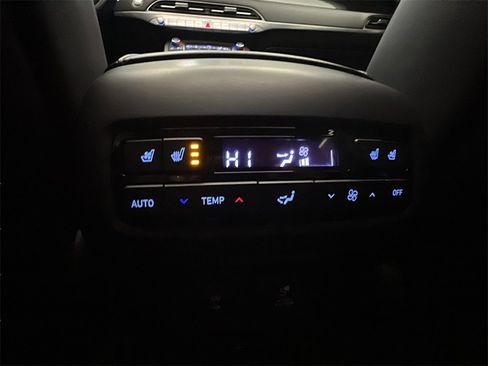 Used 2021 Hyundai Palisade Limited w/ Cargo Package image 20