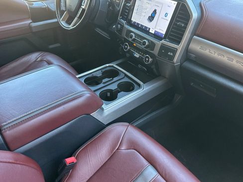 Used 2022 Ford F350 Platinum AWD/4WD image 15