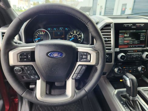Used 2015 Ford F150 Platinum w/ Equipment Group 701A Luxury image 8