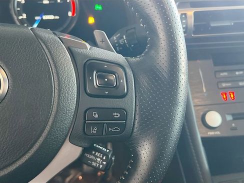 Used 2022 Lexus RC 350 F Sport image 17