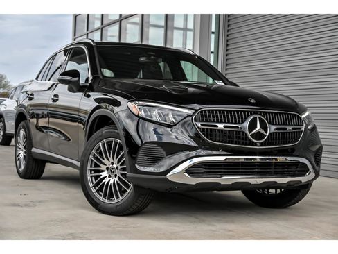 New 2026 Mercedes-Benz GLC 300 4MATIC image 1