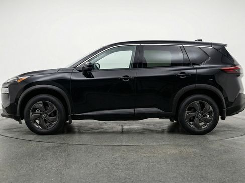 Used 2025 Nissan Rogue SV AWD/4WD image 5
