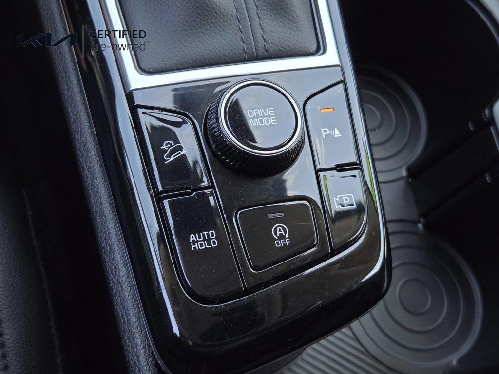 Certified 2025 Kia Sportage SX FWD image 22