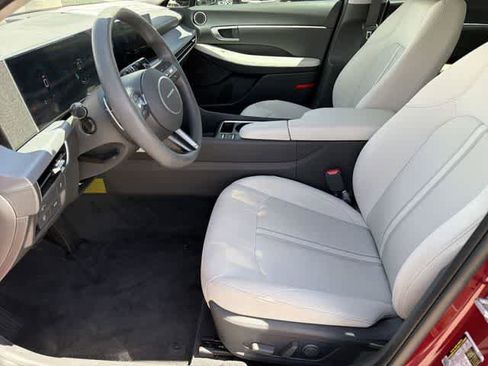 New 2025 Hyundai Sonata SEL FWD image 13