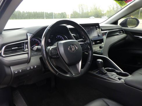 Used 2021 Toyota Camry SE w/ Cold Weather Package AWD/4WD image 20