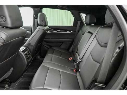 Certified 2025 Cadillac XT5 Premium Luxury FWD image 28
