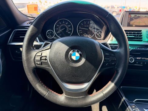 Used 2017 BMW 330i Sedan RWD image 14
