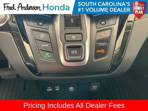 New 2026 Honda Odyssey Touring image 14