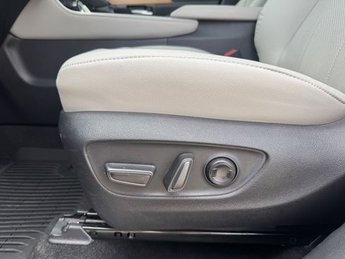 Certified 2026 Toyota Grand Highlander AWD image 21