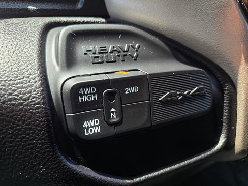 Used 2024 RAM 2500 Laramie AWD/4WD image 24