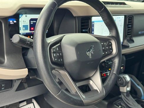 Used 2021 Ford Bronco Wildtrak image 14