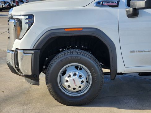 New 2026 GMC Sierra 3500 Pro w/ Convenience Package AWD/4WD image 5