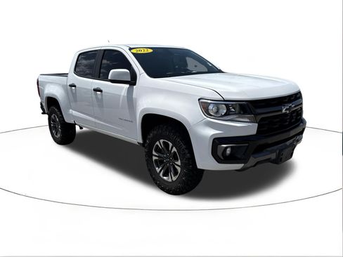 Used 2022 Chevrolet Colorado Z71 AWD/4WD image 1