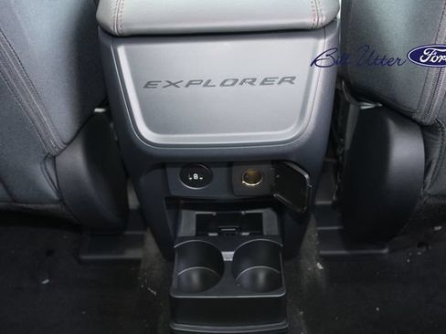 New 2026 Ford Explorer Active RWD image 10