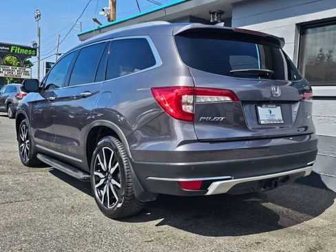 Used 2019 Honda Pilot Touring image 3