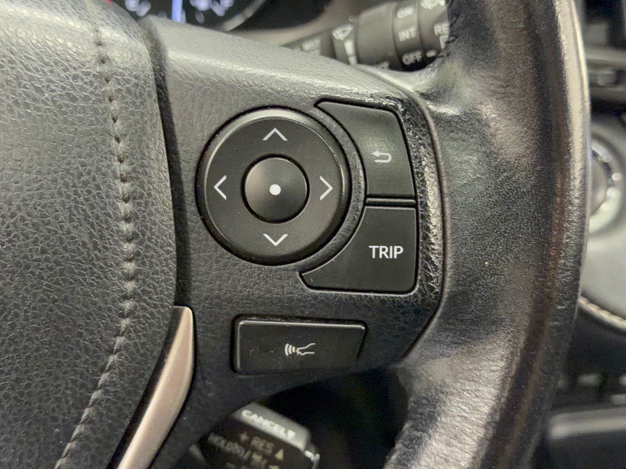 Used 2016 Toyota RAV4 XLE w/ Convenience Package AWD/4WD image 19