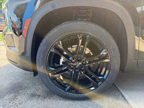 New 2026 Chevrolet Traverse LT AWD/4WD image 25