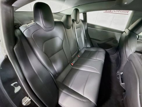 Used 2024 Tesla Model 3 Standard Range image 31