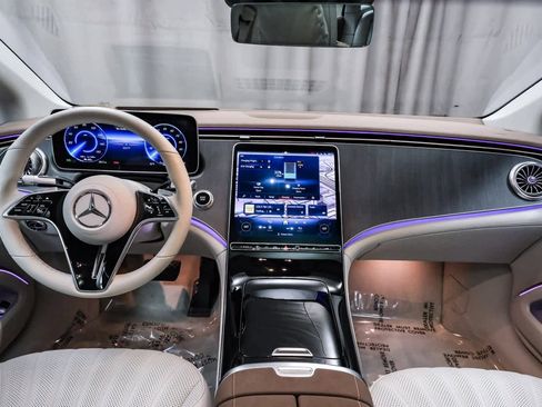 Certified 2022 Mercedes-Benz EQS 450+ Sedan w/ Exclusive Trim Package image 13