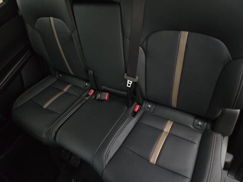 New 2026 MAZDA CX-70 3.3 Turbo w/ Premium Plus Pkg image 12