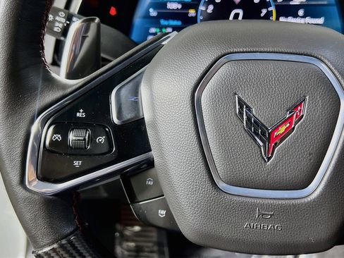 Used 2023 Chevrolet Corvette Z06 RWD image 19