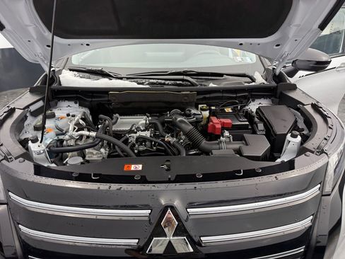 New 2026 Mitsubishi Outlander AWD image 27