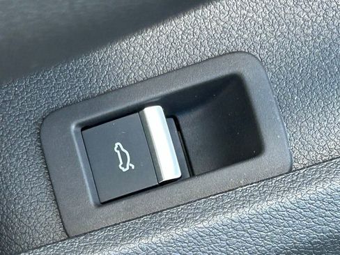 Used 2023 Audi A4 2.0T Premium w/ Convenience Package image 65