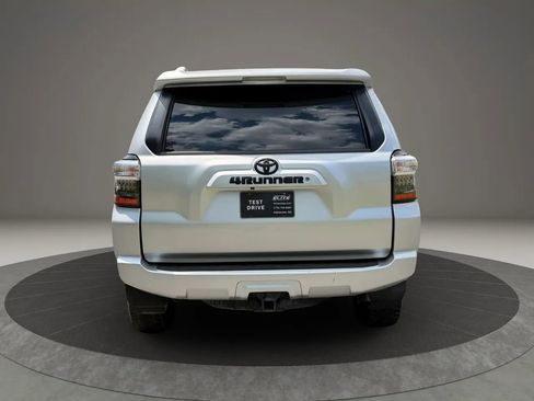 Used 2015 Toyota 4Runner SR5 Premium RWD image 5