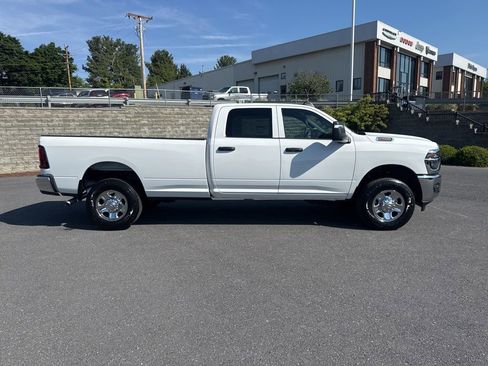 New 2026 RAM 2500 Tradesman AWD/4WD image 2