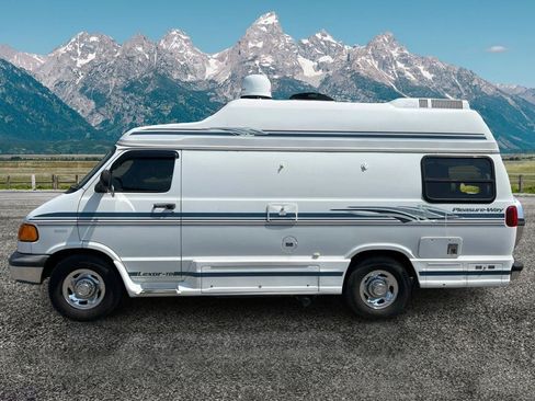 Used 2000 Dodge B3500 RWD image 8