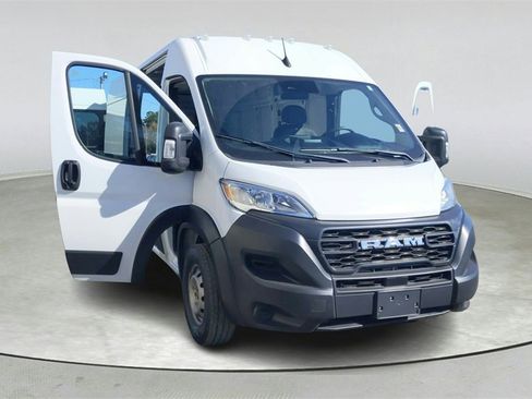 Used 2023 RAM ProMaster 2500 image 8