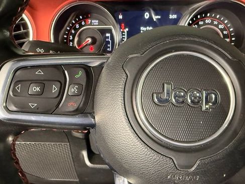 Used 2020 Jeep Wrangler Unlimited Rubicon AWD/4WD image 26