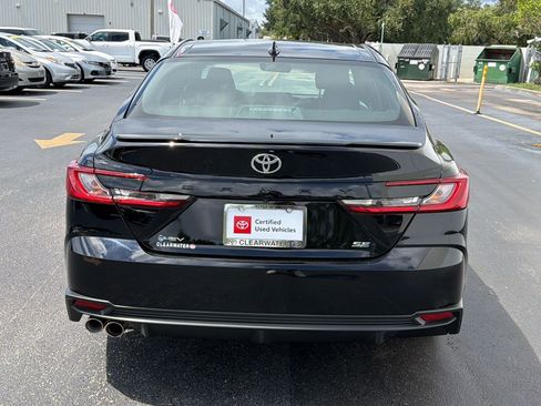 Used 2025 Toyota Camry SE w/ Convenience Package FWD image 9