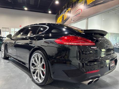 Used 2014 Porsche Panamera 4S Executive image 33