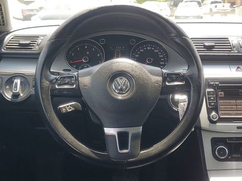 Used 2010 Volkswagen CC Sport image 27