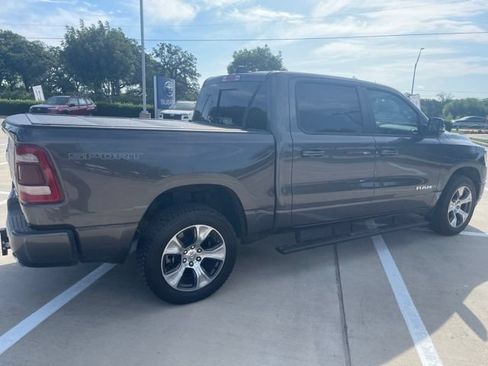 Used 2023 RAM 1500 Laramie AWD/4WD image 3