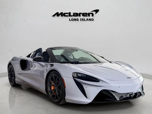 New 2026 McLaren Artura Spider image 4